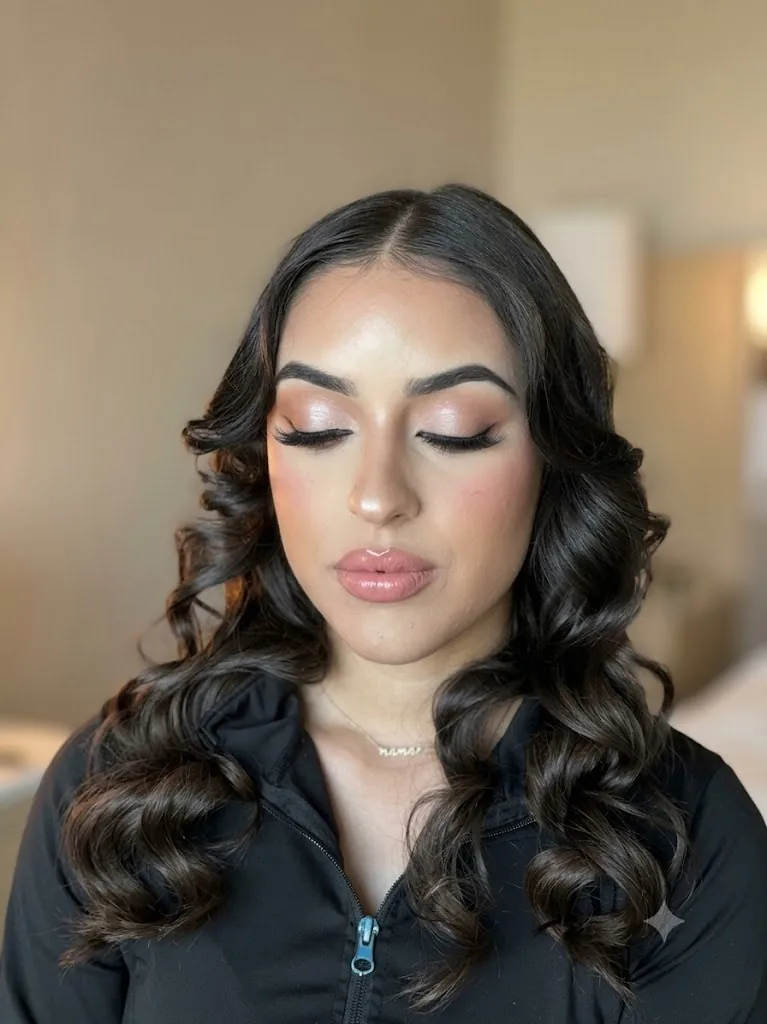 Glam makeup — eyes closed curls